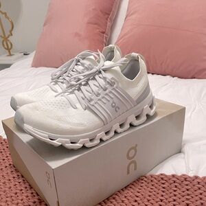 Cloudswift 3. White/Frost